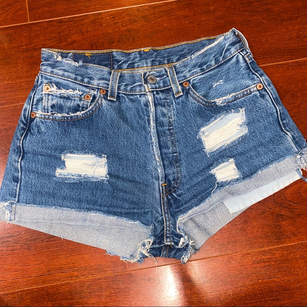 Levi’s shorts